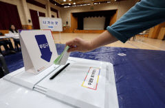 [속보] 22대 총선 투표율 오후 4시 현재 61.8%…대구 58.3%·경북 60.8%