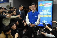 尹정부, 남은 3년 가시밭길…협치 안 되면 '식물정부' 전락 우려