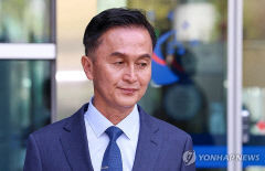 '경찰국 반대' 류삼영 전 총경 정직 취소소송 패소…