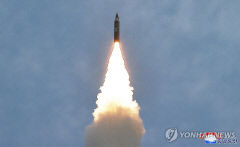 북한 '탄도미사일' 동해상으로 발사…서해상 전략순항미사일 발사 사흘만