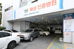 [속보] 전기 끊긴 대구 반월당 메디빌딩, 엘리베이터도 멈춰 환자 큰 불편