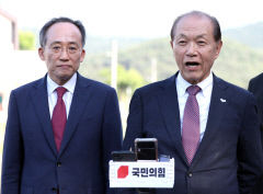 與 지도부, 文 예방으로 협치 물꼬…당에서는 