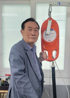 [주목! 이기업] 대구업체 개발한 '고층용 비상탈출기'…초고층시대 '재난 생명줄'로 주목