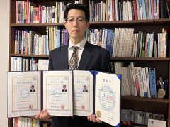 박철호씨, 7개월만에 기술자격증 추가 취득