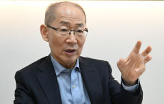 '환경 분야 세계 석학' 이회성 전 IPCC 의장, 