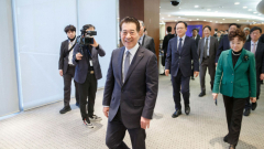 '포스코 패싱'은 옛말…위상 달라진 장인화 회장