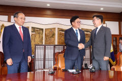 院구성 파행·개혁입법 대치…22대 국회도 與野 협치 실종