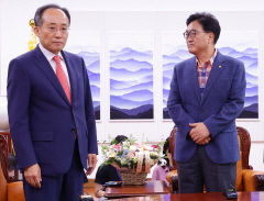 '타협은 없다' 민주당, 與 원구성 절충안 모두 거절