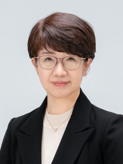 <종합>　대구 달성군의회 제9대 후반기 의장에 김은영 의원 선출…여성은 역대 처음