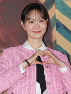 배우 이유영, 결혼·임신 겹경사…9월 출산 예정