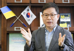 [논설위원의 직터뷰] 최영호 한국·우크라이나 뉴빌딩협회 사무총장
