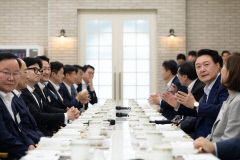 윤한갈등 끝? 尹 만찬서 