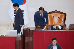 끝 안 보이는 '필리버스터 정국'…與野 쟁점법안 대치 악순환