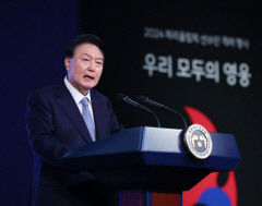 尹대통령, 내달 체코 방문에 삼성·SK·LG 그룹 총수 동행