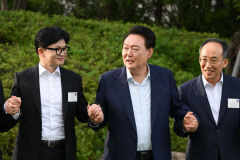 尹-韓 갈등 재점화되나…의대 증원 둘러싸고 엇박자 노출