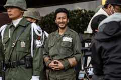 행복의 나라, 이선균 애정 담긴 리뷰
