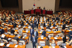 또 국회 간 '방송4·노란봉투·25만원법' 재표결서 폐기