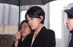 '음주운전 교통사고' 문다혜, 경찰 출석