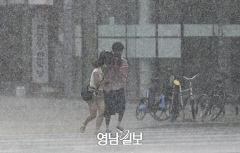 대구경북에 많고 강한비…강수량 30~80㎜