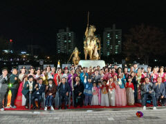 [포토뉴스] 경산서 뽐낸 한국의 美 '시니어 한복 패션쇼'