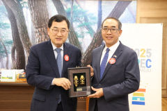 주낙영 경주시장, APEC 커뮤니케이션 캠페인 이끈 주한태국대사 만나 협력