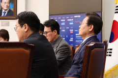 李 1심 선고 생중계 무산…與 