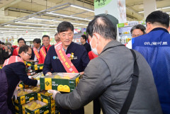 '청송 꼭지사과' 수도권서 홍보 활동
