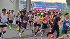 [포토뉴스] 상주곶감마라톤대회 6천700여 명 참가