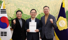 예산소위 가동 첫 날, 국회 달려간 대구시의회