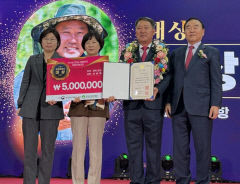 '경북형 평면 사과' 포항 서상욱 대표, 대표 과일 선발대회 대상
