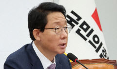 與  