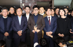[123계엄] 비상계엄에 긴급했던 정치권…한동훈-이재명 