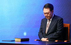 길어지는 尹의 침묵 오늘도 입장없어…한동훈 회동도 빈손