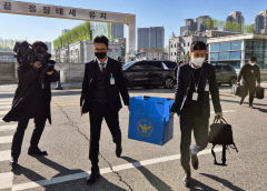 '내란 혐의' 피의자된 尹대통령…계엄 수사에 검·경·공수처까지 주도권 다툼
