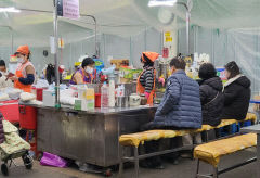 보수의 심장서도 尹 대통령과 '거리 두기'…사진·친필서명 다 내렸다