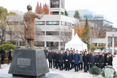 포항시, 故 박태준 명예회장 13주기 추모식 개최