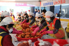한국나눔연맹, 올해도 김장김치 담가 '맛있는 나눔'…대구경북 5000가구에 3만포기 전달