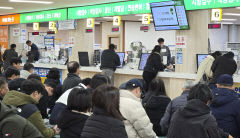 [포토뉴스] 올해도 북적북적… 연말 운전면허시험장 인산인해