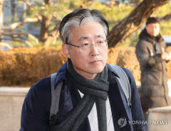 [속보] 헌재, 尹에 23일까지 탄핵심판 답변서 요청