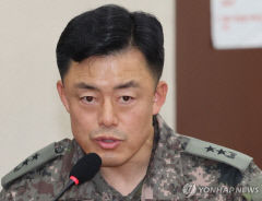 공수처, '햄버거 회동' 문상호 정보사령관 내란 혐의 체포