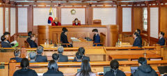 헌재, 尹대통령 '탄핵심판' 시작…윤 측 