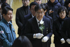 정치권, 참사 현장으로… 與 사고현장 방문, 野 현장최고위 개최