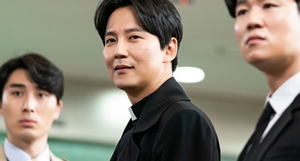 ‘열혈사제2’ 김남길, 12월 배우 브랜드평판 1위…서현진·임지연· 황정민· 추영우· 이정재· 유연석· 이하늬· 공유· 채수빈· 주지훈 순