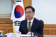 대통령실 주요 참모 사의 표명, 헌법재판관 임명 항의로 해석