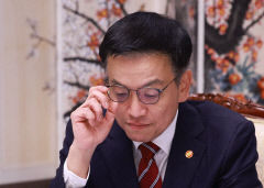 최상목도 탄핵하나… 민주당 최 대행 맹비난
