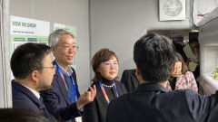 [CES 2025 현장에서] 양금희 경제부지사 등 경북도대표단 지역 기업 부스 방문해 격려
