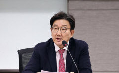 권성동 