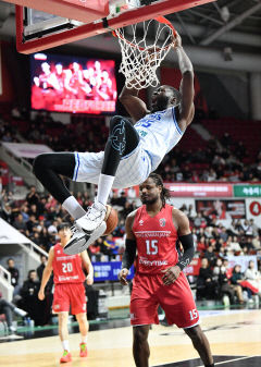 가스공사 4라운드 첫 경기 역전패…정관장 대결 67-74