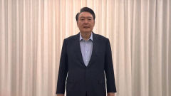 尹, 현직 대통령 사상 첫 체포에 