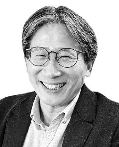 [윤철희의 세상풍경] 성장 절벽 시대에 살아가기